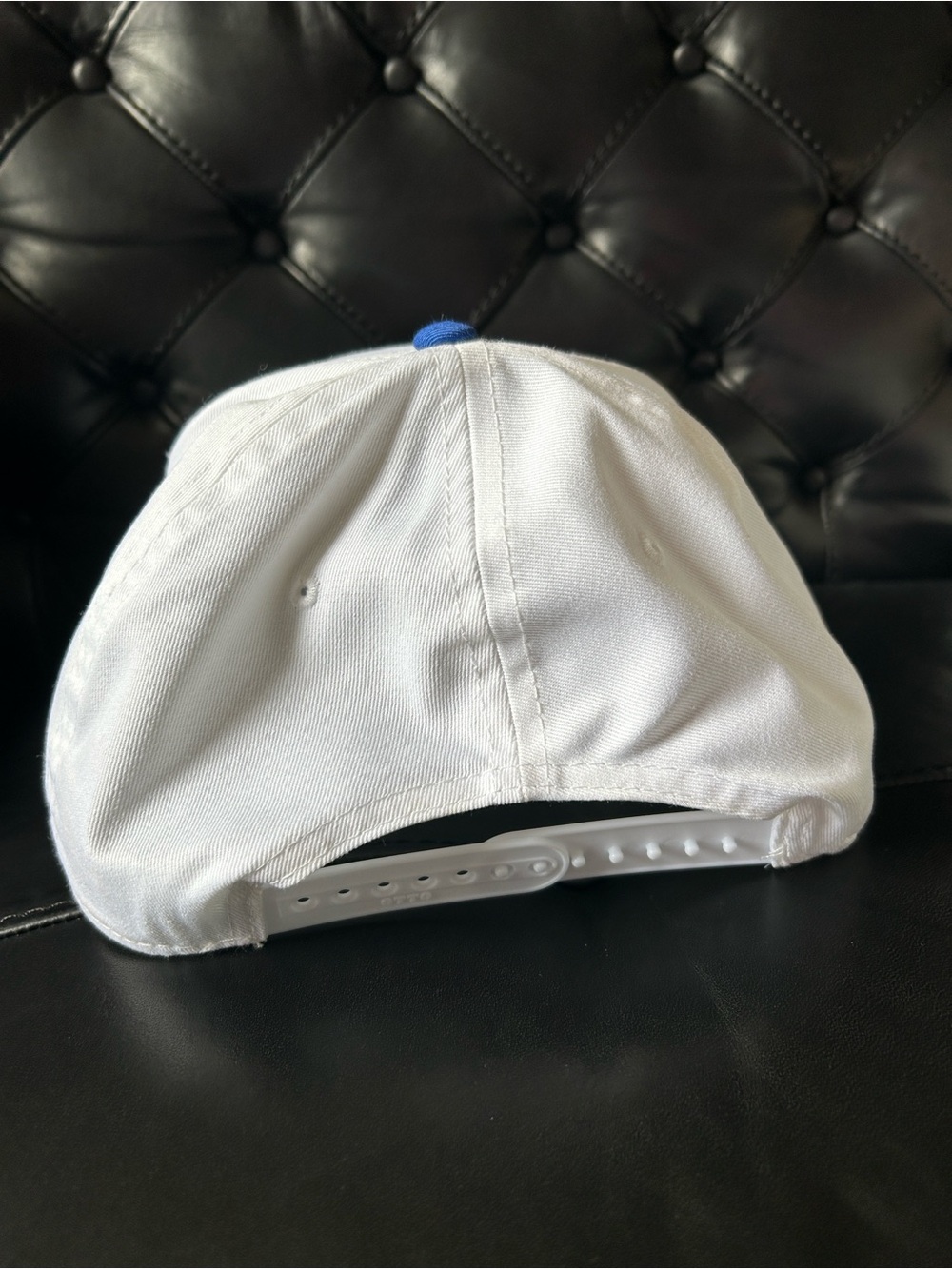 LA Dodgers Snapback Hat White Blue Gold Sparkle Embroidered OTTO Classic Fit Cap - Picture 8 of 8